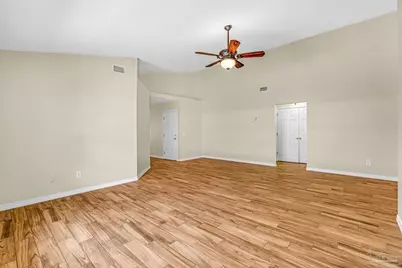 21 Easton St, Cantonment, FL 32533 - Photo 17
