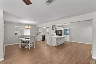1975 Heinrich St, Pensacola, FL 32507 - Photo 17
