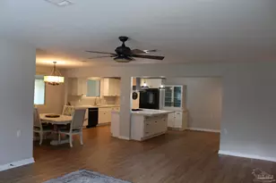 1975 Heinrich St, Pensacola, FL 32507 - Photo 11