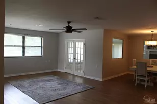 1975 Heinrich St, Pensacola, FL 32507 - Photo 9