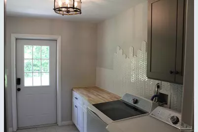 1975 Heinrich St, Pensacola, FL 32507 - Photo 17