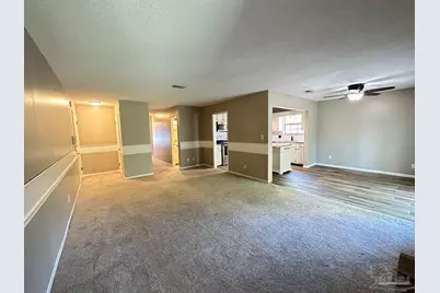 4831 E Olive Rd #4-D, Pensacola, FL 32514 - Photo 3