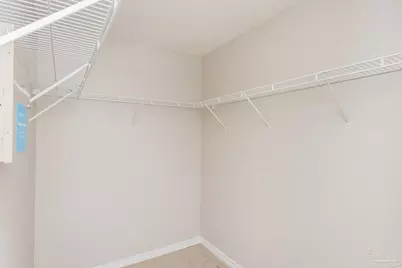 8770 Kennedy Dr, Pensacola, FL 32526 - Photo 15