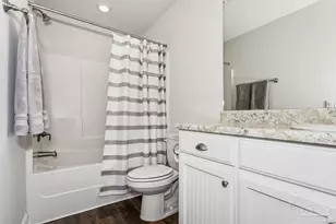 376 Hilburn Ln, Pensacola, FL 32504 - Photo 15