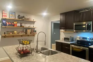 5838 Blackhorse Cir, Pensacola, FL 32526 - Photo 11