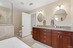 1300 Yonge St, Pensacola, FL 32503 - Photo 13