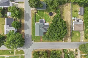 1300 Yonge St, Pensacola, FL 32503 - Photo 37