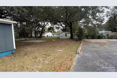 827 Michigan Ave, Pensacola, FL 32505 - Photo 3
