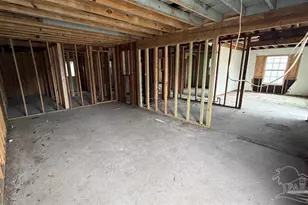 827 Michigan Ave, Pensacola, FL 32505 - Photo 9