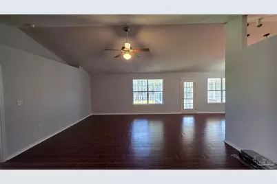 10020 Parker Lake Cir, Navarre, FL 32566 - Photo 1