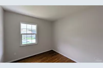 2117 Pullman Cir, Pensacola, FL 32526 - Photo 9
