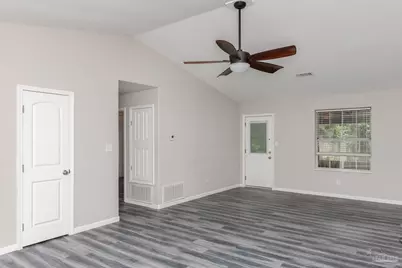 2217 61st Ave, Pensacola, FL 32506 - Photo 3