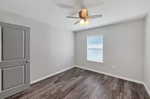 5565 Riviera Dr, Milton, FL 32583 - Photo 13
