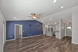 5565 Riviera Dr, Milton, FL 32583 - Photo 9