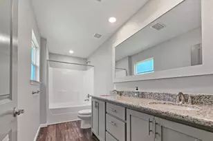 5565 Riviera Dr, Milton, FL 32583 - Photo 11