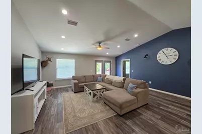 5565 Riviera Dr, Milton, FL 32583 - Photo 7