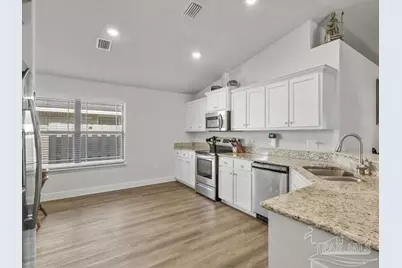 4737 Ashley Place Blvd, Pace, FL 32571 - Photo 3