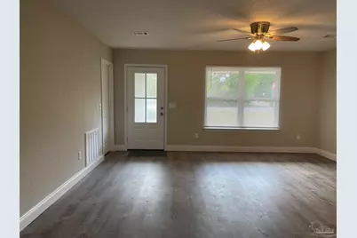 6868 Branding Iron Ln, Milton, FL 32570 - Photo 5