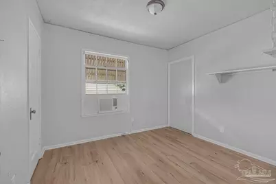 3704 W Lloyd St, Pensacola, FL 32505 - Photo 7
