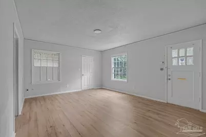 3704 W Lloyd St, Pensacola, FL 32505 - Photo 5