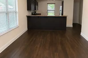 5065 Carmell Ridge Cir, Milton, FL 32570 - Photo 9