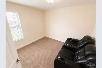 5065 Carmell Ridge Cir, Milton, FL 32570 - Photo 13