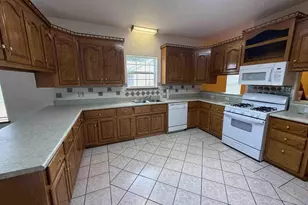 412 S 1st St, Pensacola, FL 32507 - Photo 19