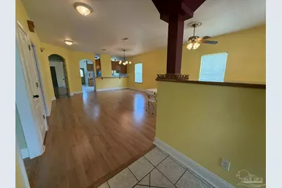 412 S 1st St, Pensacola, FL 32507 - Photo 25