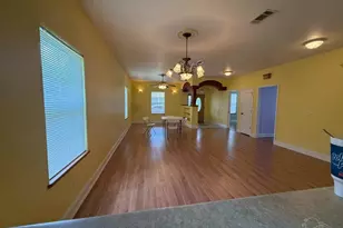 412 S 1st St, Pensacola, FL 32507 - Photo 15