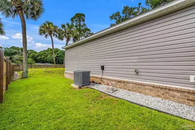 2606 Gulf Beach Hwy, Pensacola, FL 32507 - Photo 37
