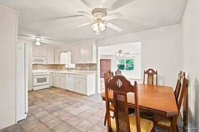8927 Jupiter Dr, Pensacola, FL 32507 - Photo 11