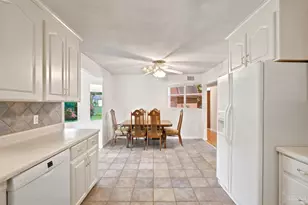 8927 Jupiter Dr, Pensacola, FL 32507 - Photo 17