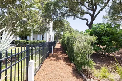 Duncan Ave, Gulf Breeze, FL 32561 - Photo 9