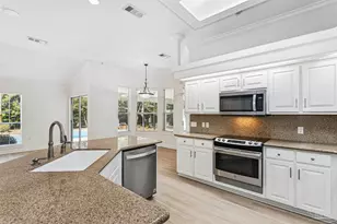 1143 Mary Kate Dr, Gulf Breeze, FL 32563 - Photo 11