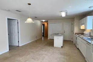 5761 Charlene Dr, Milton, FL 32583 - Photo 3
