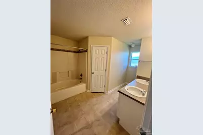 5761 Charlene Dr, Milton, FL 32583 - Photo 5