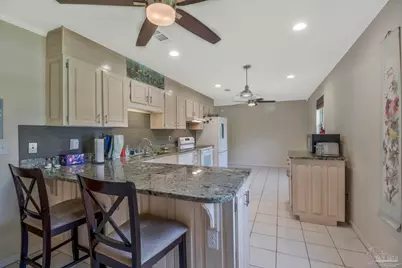219 Norwich Dr, Gulf Breeze, FL 32561 - Photo 15