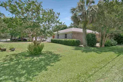 219 Norwich Dr, Gulf Breeze, FL 32561 - Photo 43