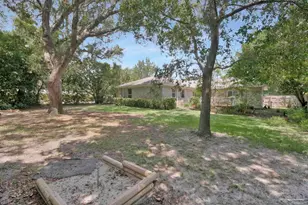219 Norwich Dr, Gulf Breeze, FL 32561 - Photo 39