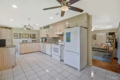 219 Norwich Dr, Gulf Breeze, FL 32561 - Photo 19
