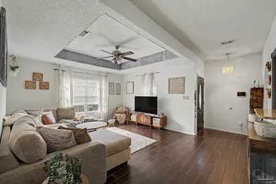 8254 Carriage Ln, Pensacola, FL 32514 - Photo 5