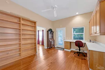 920 N 19th Ave, Pensacola, FL 32503 - Photo 29