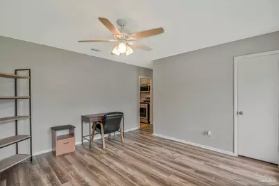 4684 Kingston Dr, Pensacola, FL 32526 - Photo 5