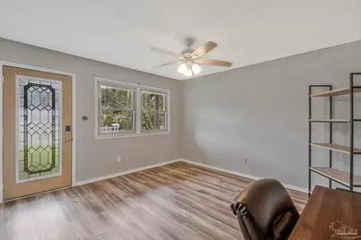 4684 Kingston Dr, Pensacola, FL 32526 - Photo 3