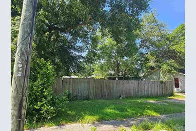 205 E Jordan St, Pensacola, FL 32503 - Photo 3