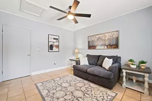 3040 Newton Dr, Pensacola, FL 32503 - Photo 9