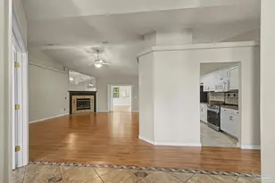 7145 Woodside Rd, Pensacola, FL 32526 - Photo 9
