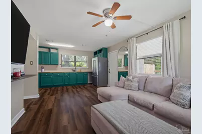 909 Clearview Ave, Pensacola, FL 32505 - Photo 11