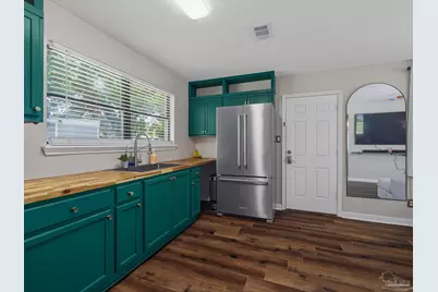 909 Clearview Ave, Pensacola, FL 32505 - Photo 17