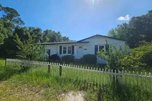 4251 Garcon Point Rd, Milton, FL 32583 - Photo 1
